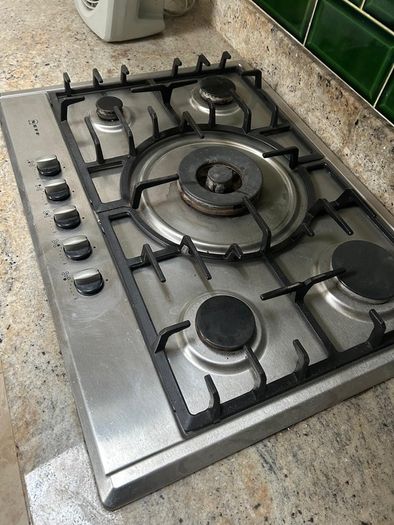 Neff 5 ring gas hob