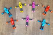 7 stretchy robot toys