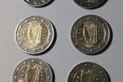 Date run of 2 Euro Irish Coins