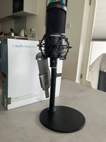 Audio-technica AT2020 mic with stand