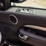 Land Rover Discovery Image 8