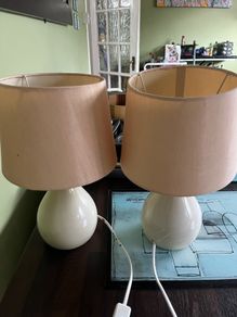 Set of bedside lamps
