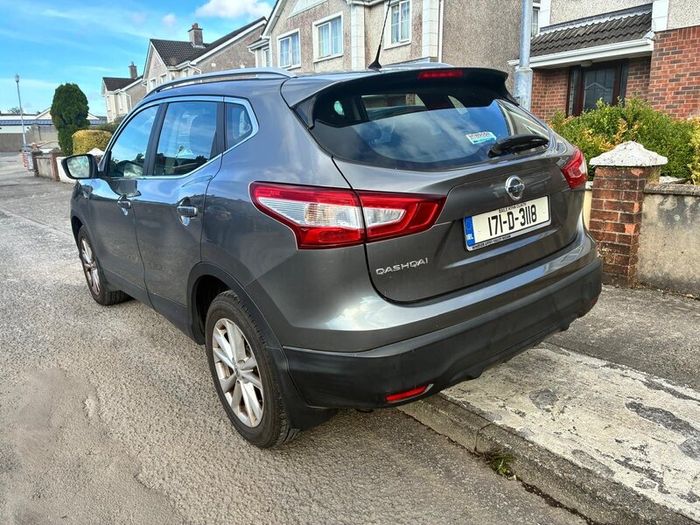 Nissan Qashqai 2017-Automatic-1.2