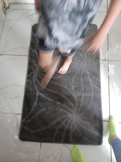 Beautiful Sets Of 4 Mats Multiple Colours