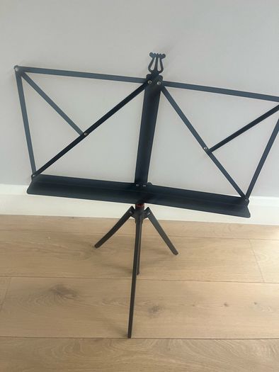 K&M Folding Music Stand with Carry Bag