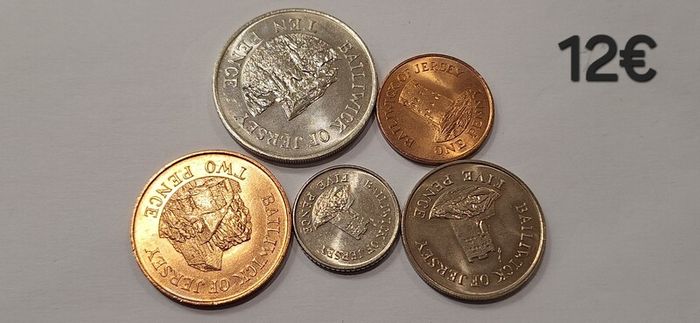 Coins,pound,cent,dollar,penny,rupee,millieme,fils,shilling,centavos,pesos,piastre,paise,pesetas,ore