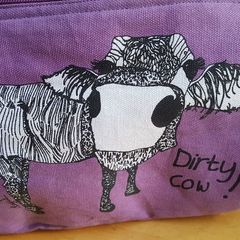 BN COW make up bag