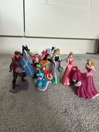 8 Sleeping Beauty Figurines