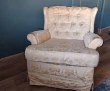 Swivel Arm chair