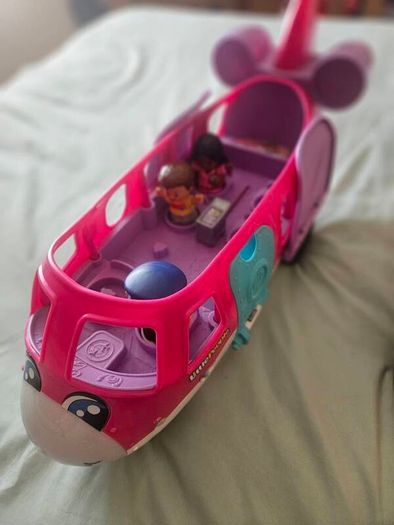 Barbie little people plane