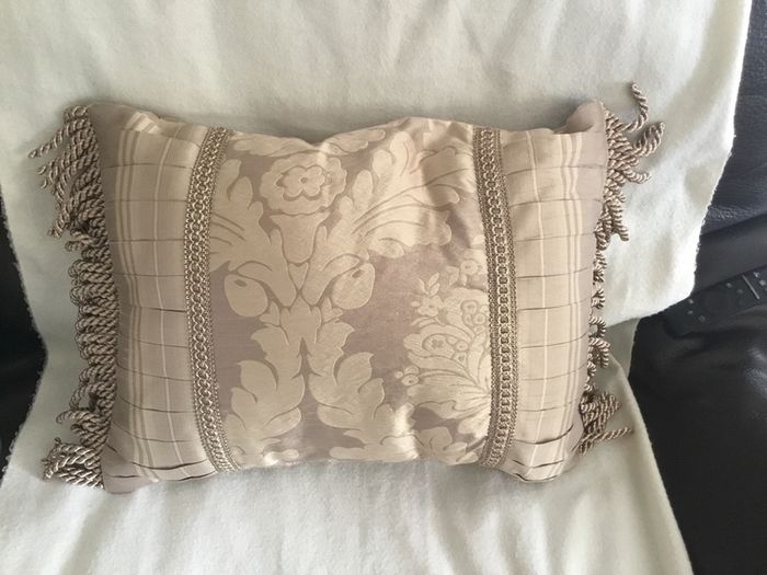 Paoletti Comforter Bed Set King size