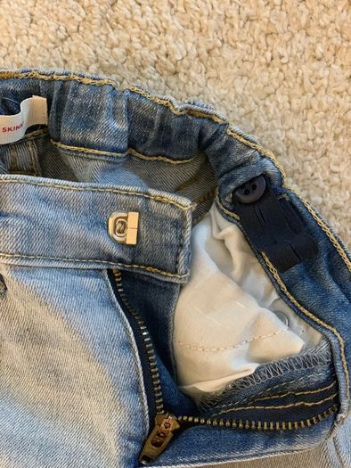 Levi's