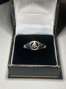 Sterling Silver Celtic Trinity Knot Ring size T