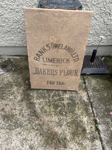 Old Ranks Flour duet bag . Framed