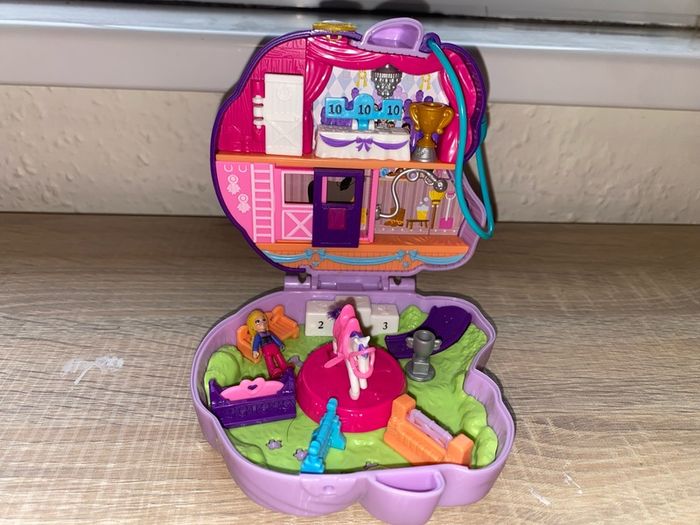 Polly Pocket bundle