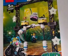 Lego City 60341 The Knockdown Stunt Challenge