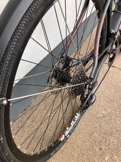 Boardman ADV 8.6 Gravel bike