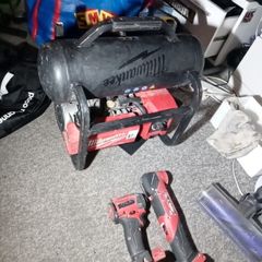 Selling a 3-piece Milwaukee M18 FUEL cordless tool set (bare tools / bodies only).