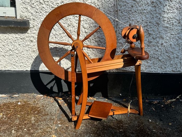 Vintage Ashford Traditional Spinning Wheel - Fully Serviced & Ready to Spin