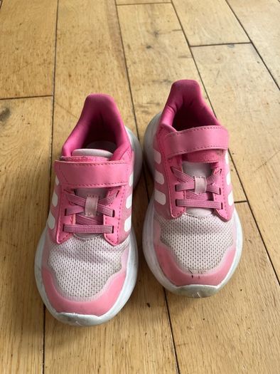 Girls runners size 11 junior