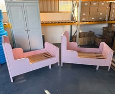 Kids extendable beds