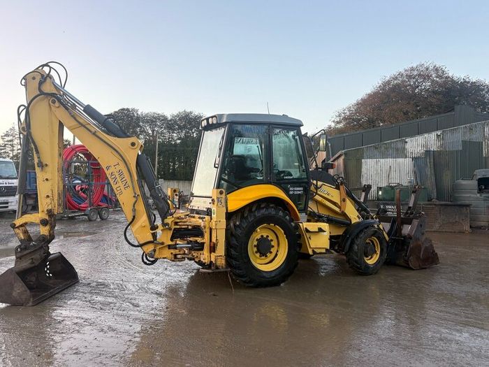 New Holland 110c
