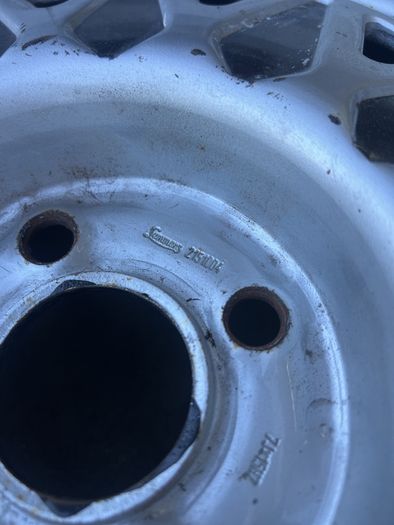 15s , 4x100  wheels 7in et38