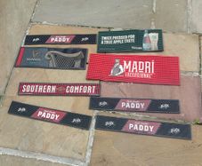 8 rubber beer mats