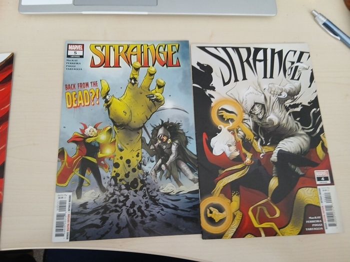 7 x Strange comics (2022)