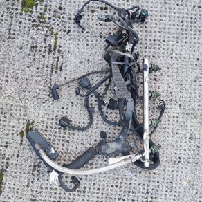E Class (W211) Engine harness and Injectors.