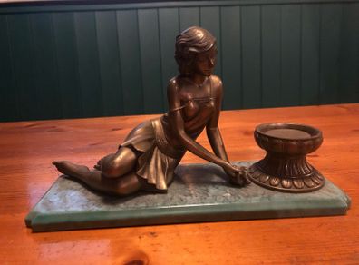 art deco brace type figure