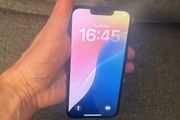 iPhone 13 black 128gb, unlocked 100% battery health
