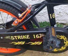 kids Strike Bike