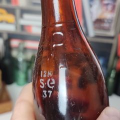 109 - Vintage Antique Brown Glass Embossed Letters Bottle Saorstat Eireann Irish Free State 1922 - 1937
