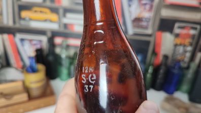 109 - Vintage Antique Brown Glass Embossed Letters Bottle Saorstat Eireann Irish Free State 1922 - 1937