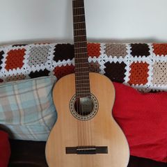 Walden N550E Classical Guitar