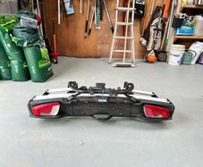 Bike carriers for tow bar