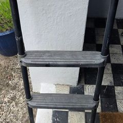 Trampoline ladder