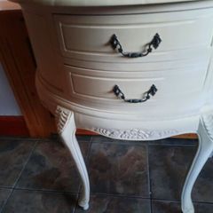 Dressing table