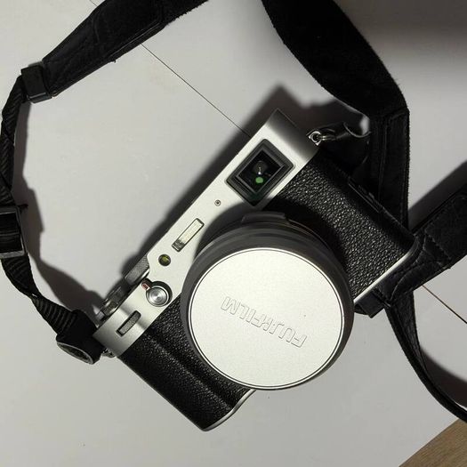 Fujifilm x100V