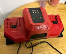Milwaukee M18 DBSC Super Charger