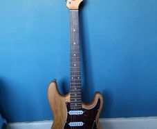 Harley Benton strat