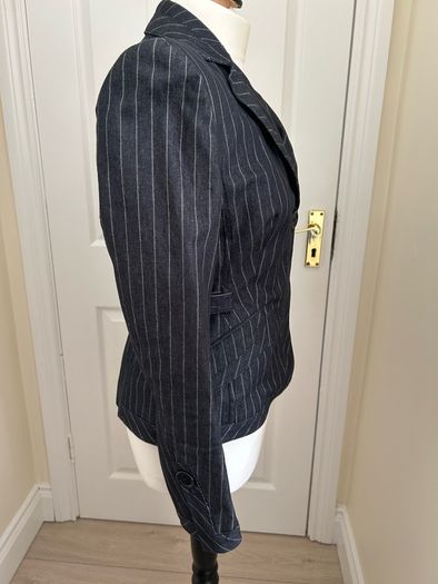 Bundle of 2 labels: Karen Millen denim jacket PLUS Phase Eight red top