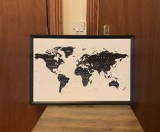 framed world map 60 x 40 cm