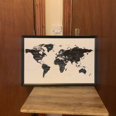 framed world map 60 x 40 cm