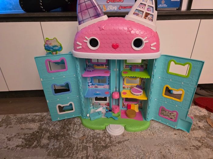 Gabbys Movie Interactive Deluxe Dollhouse