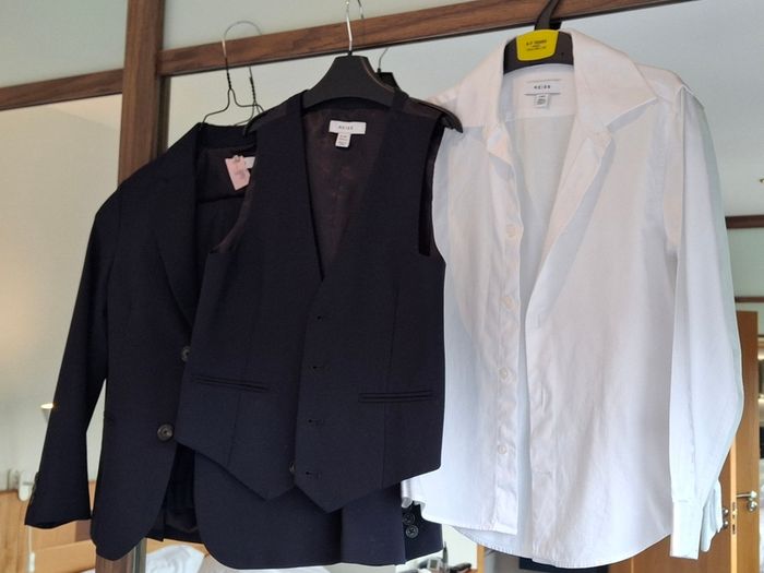 Reiss 3-Piece Boys Suit - Navy, plus Reiss white cotton shirt