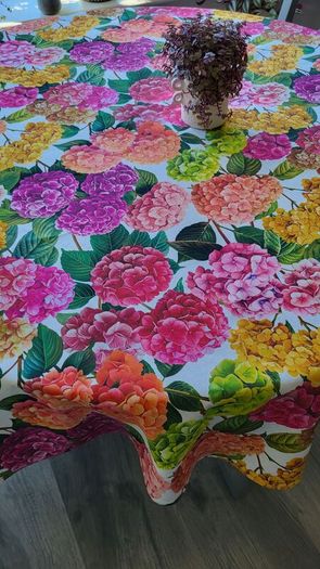 Round tablecloth  -160 cm. "Hydrangea "  100% cotton.