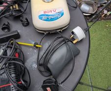 Aquarium heaters and Air pumps