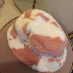 ladies hat blush pink /cream